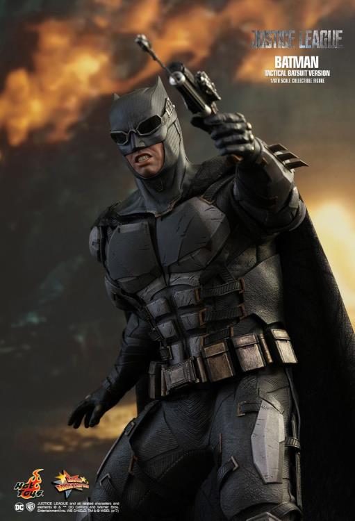 Justice League MMS432 Batman (Tactical Batsuit Ver.) 1/6th Scale Collectible Figure
