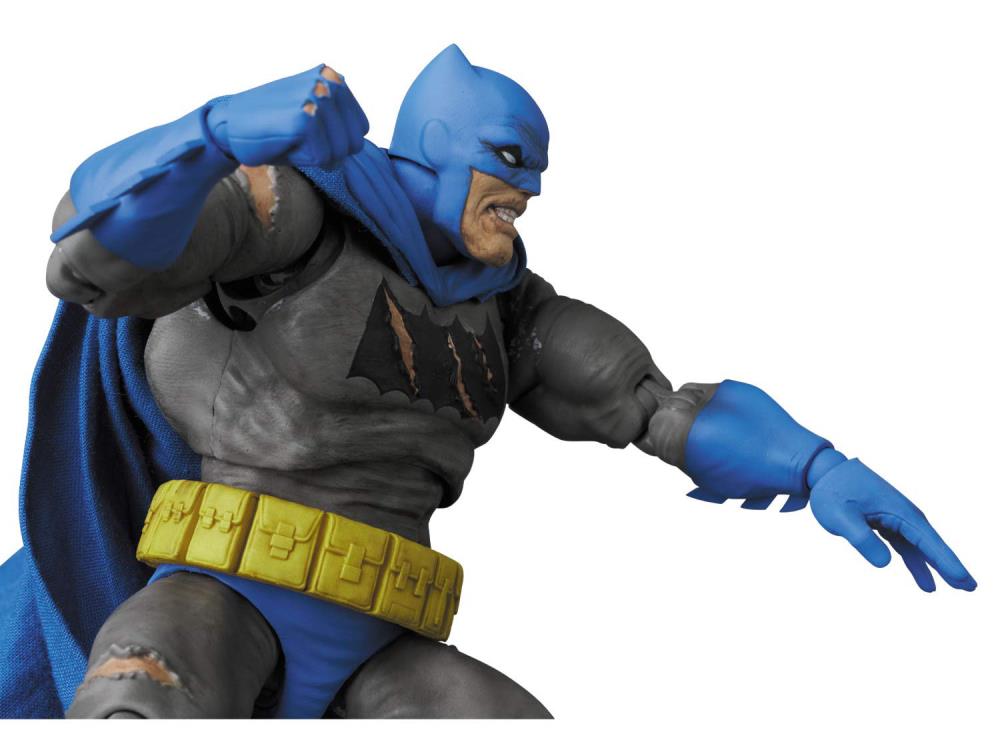 Batman: The Dark Knight Returns Triumphant MAFEX No.119 Batman (Reissue)
