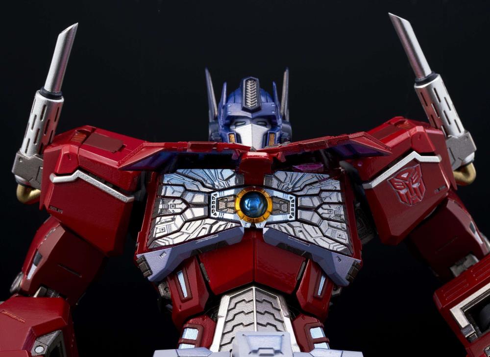 Transformers Kuro Kara Kuri #04 Optimus Prime
