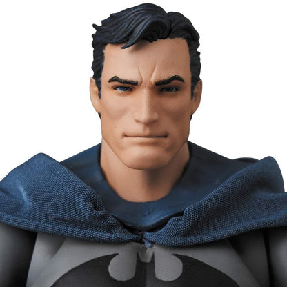 Hush MAFEX No.105 Batman Blue Ver. (Reissue)