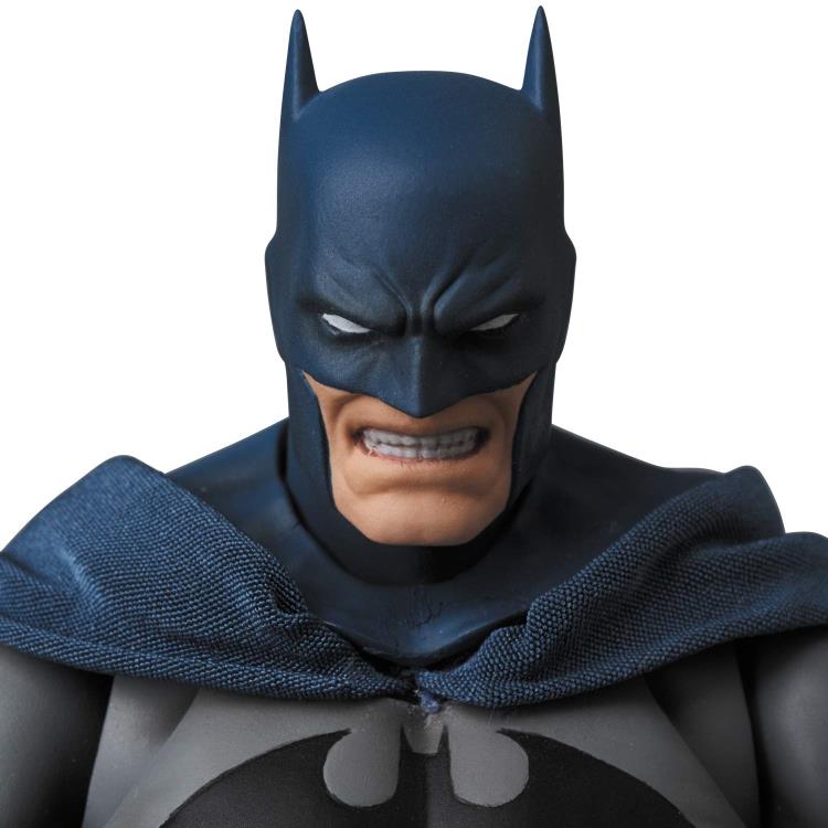 Hush MAFEX No.105 Batman Blue Ver. (Reissue)